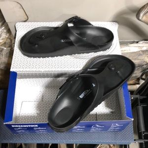 Birkenstock Women’s sandals.  Size 8